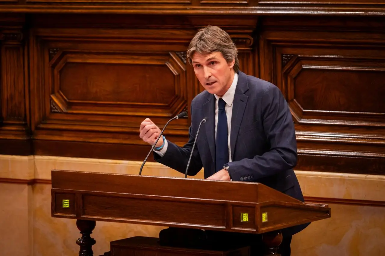 Junts denuncia que el Govern ha incomplert 128 acords del Parlament que l’instaven a defensar els interessos de Catalunya a Madrid